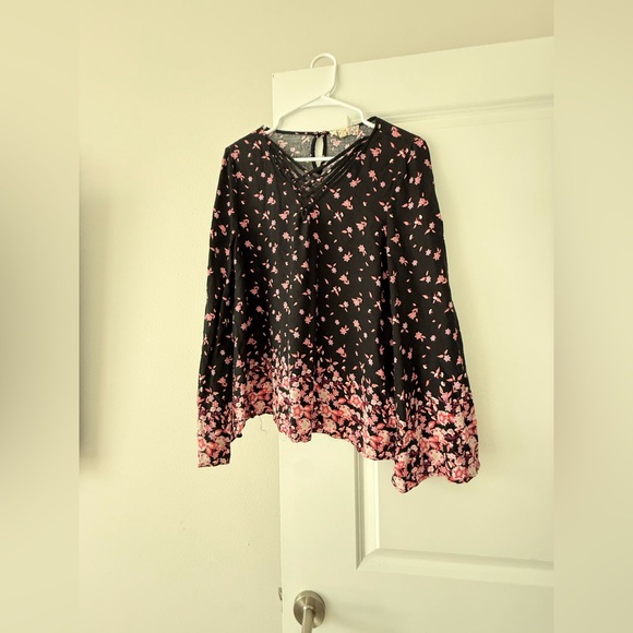 Pink Republic Black and Pink Floral Blouse - Picture 5 of 6